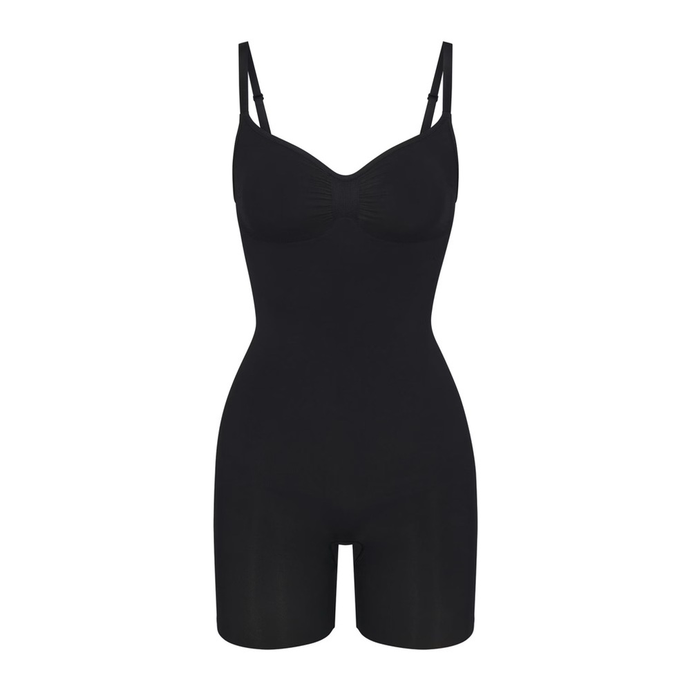 New In Box Skimms sculpting bodysuit